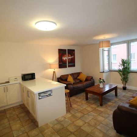 Large 3 Bed, Galway City Centre Daire Dış mekan fotoğraf
