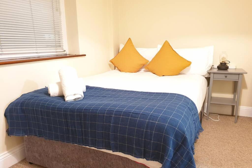 Large 3 Bed, Galway City Centre Daire Dış mekan fotoğraf