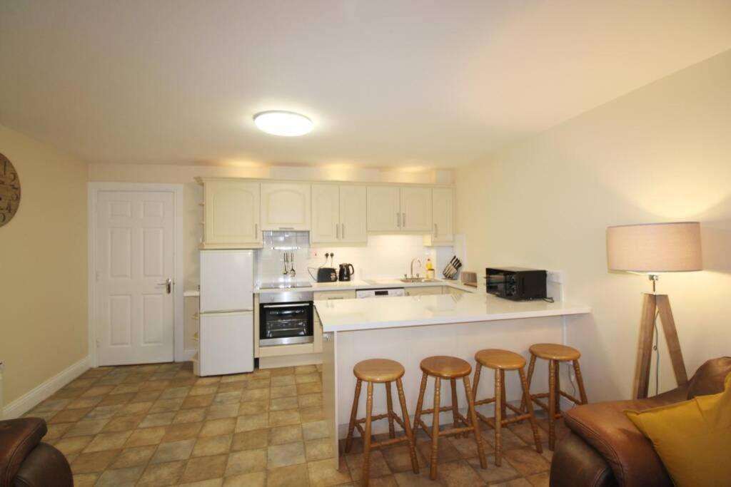 Large 3 Bed, Galway City Centre Daire Dış mekan fotoğraf
