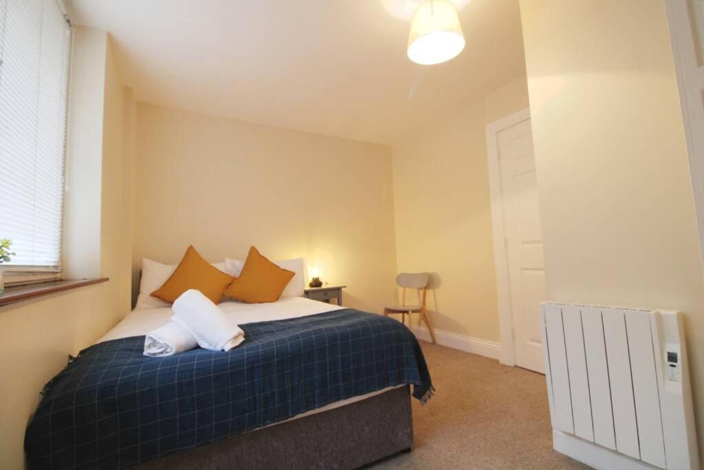Large 3 Bed, Galway City Centre Daire Dış mekan fotoğraf